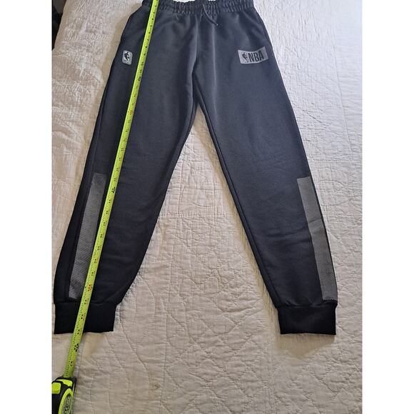 Boy's NBA Black Sweatpants Size Large - Picture 5 of 8